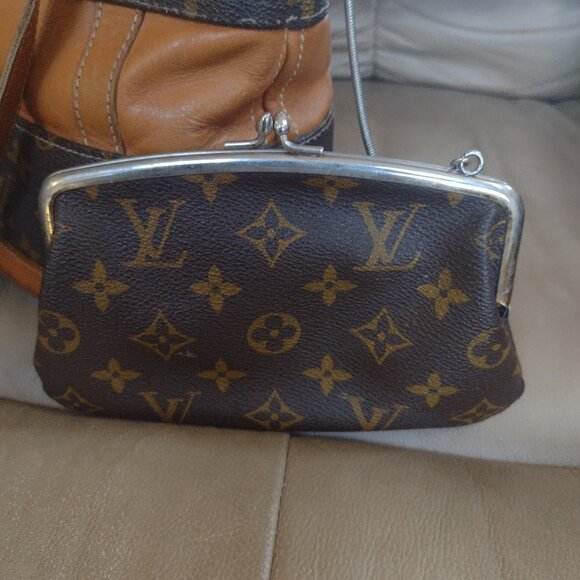 💯% Authentic RARE LOUIS V French Co Bucket Bag pm & KISSLOCK CLUTCH  full set! - Picture 7 of 16